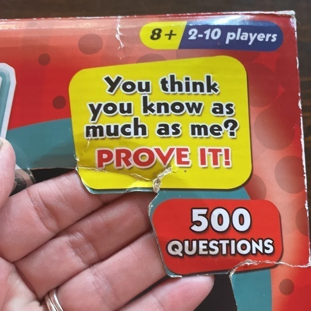 Speedy Doc game- family game night - ages 8 up 2-10 players - fun trivia NWT